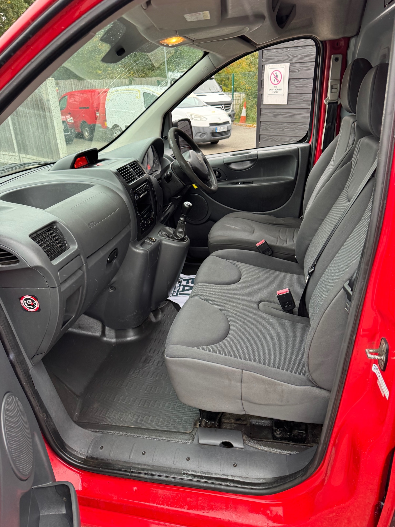 Used Peugeot Expert 2014 for sale - 76379258: Photo 9