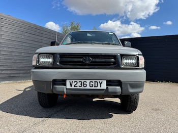 Used Toyota Hilux 1999 for sale - 75541855: Photo
