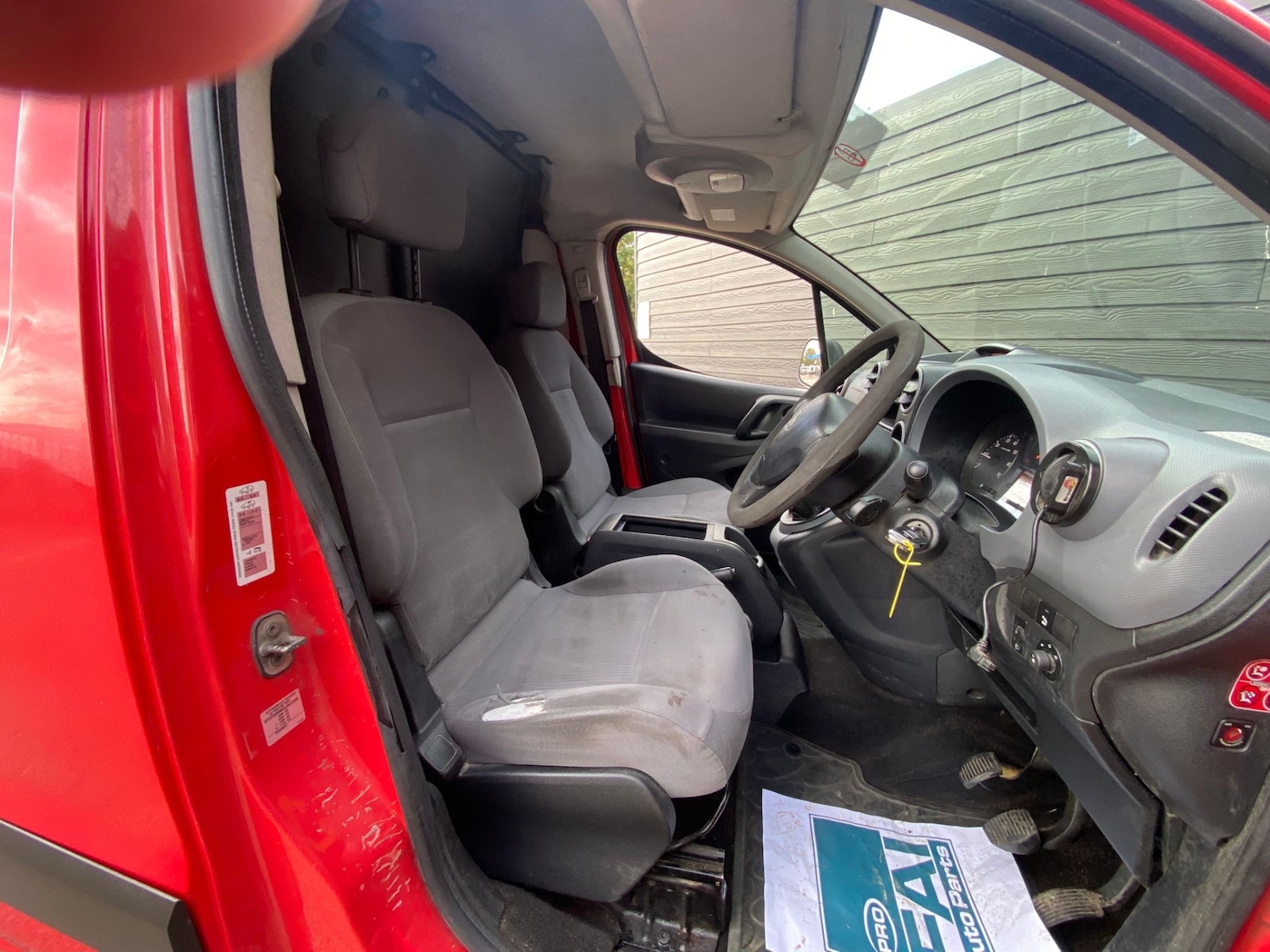 Used Peugeot Partner 2012 for sale - 76332236: Photo 10