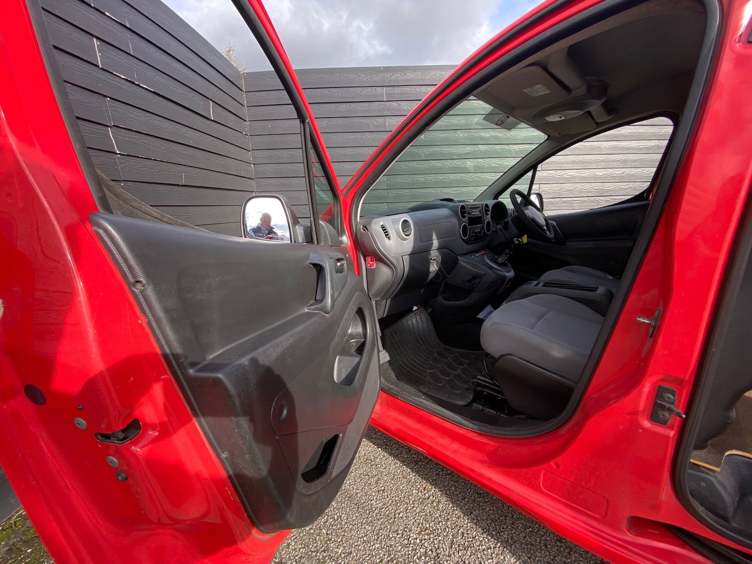 Used Peugeot Partner 2012 for sale - 76332236: Photo 8