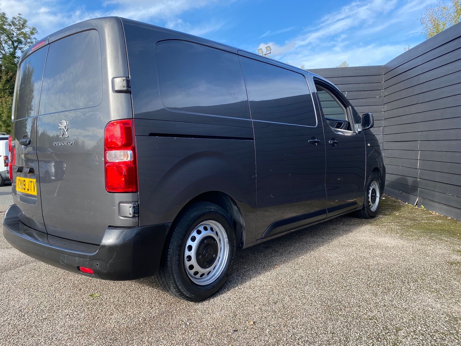 Used Peugeot Expert 2019 for sale - 76341117: Photo 6