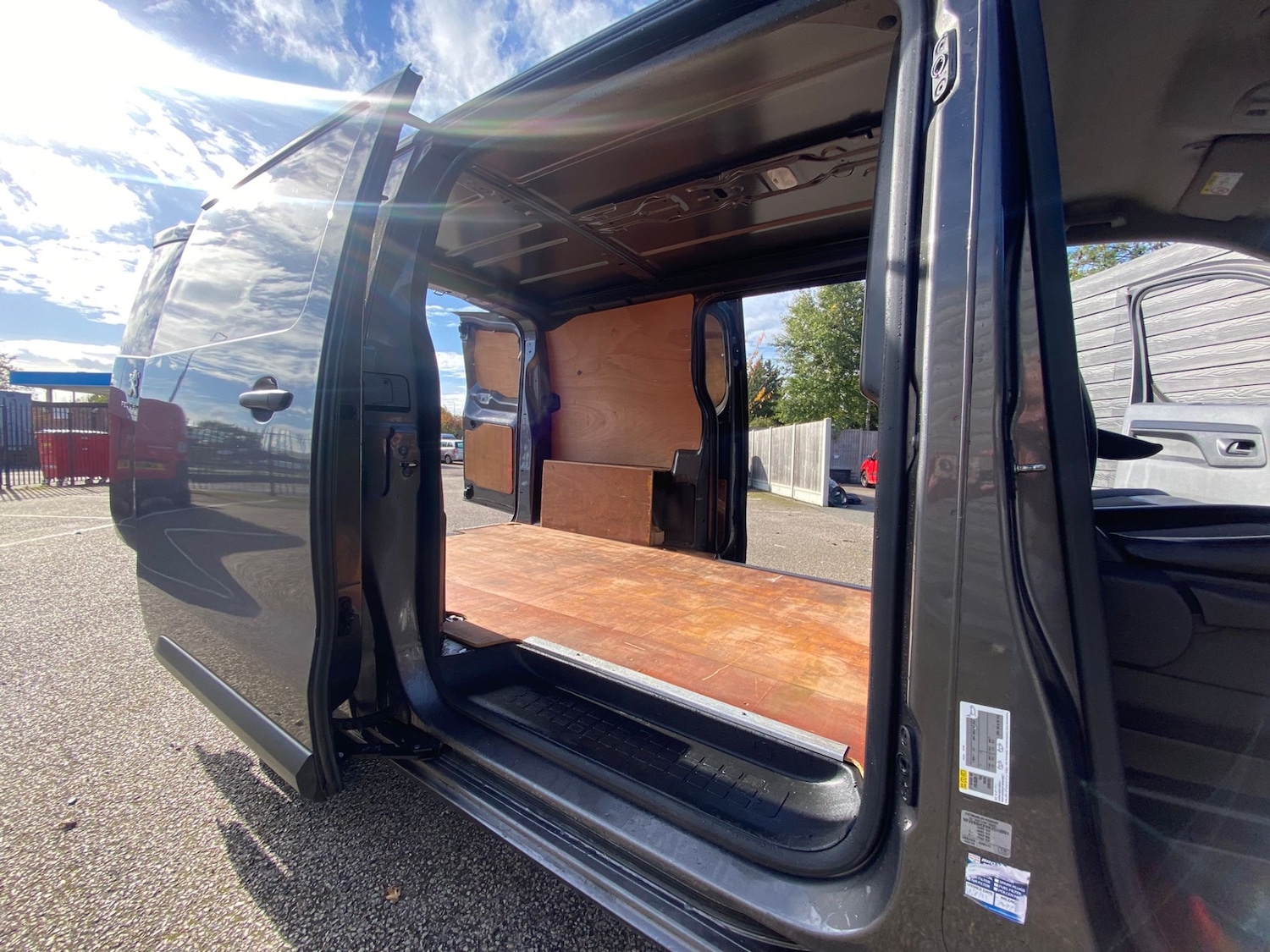 Used Peugeot Expert 2019 for sale - 76341117: Photo 8