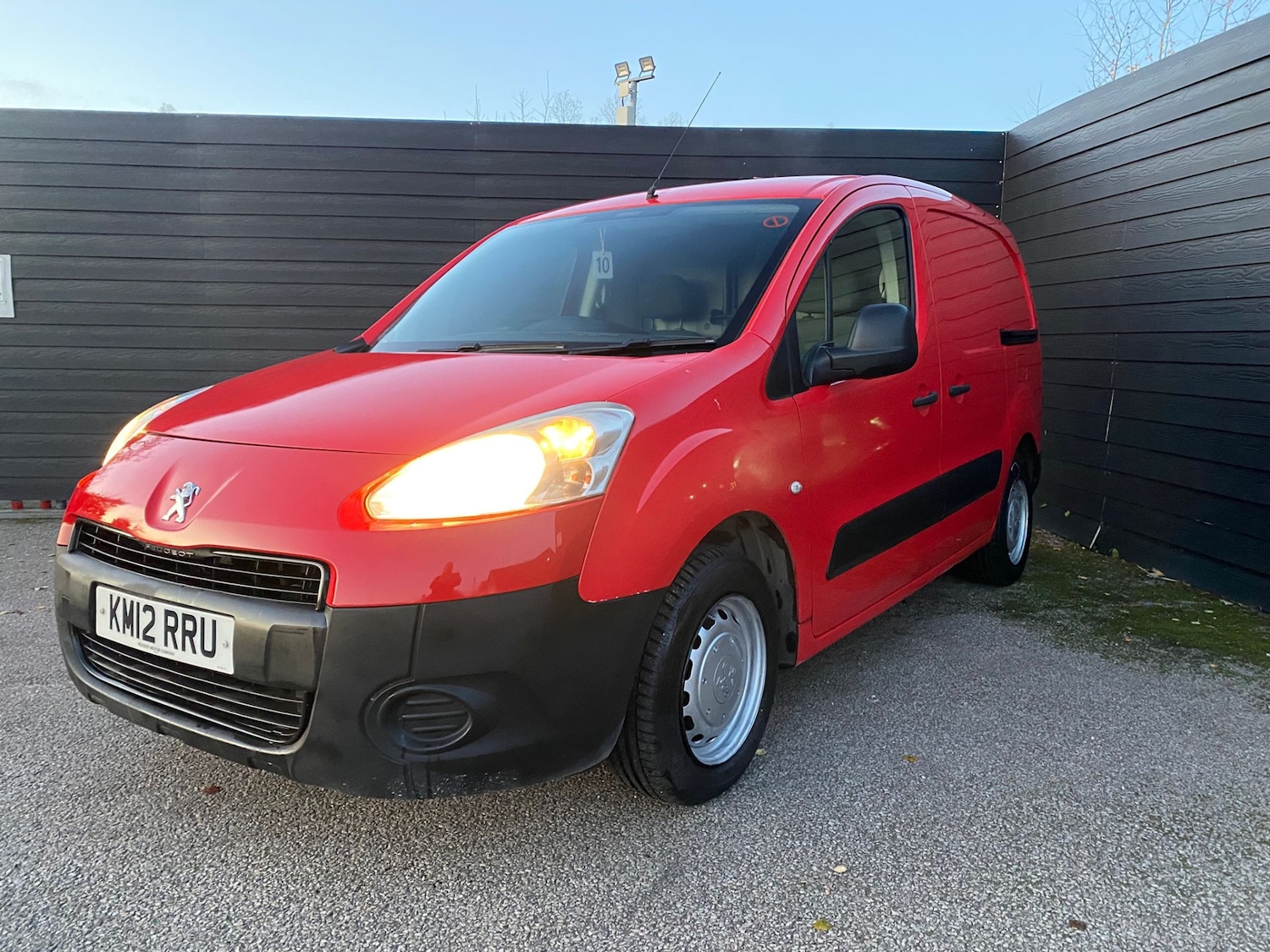 Used Peugeot Partner 2012 for sale - 76663077: Photo 1