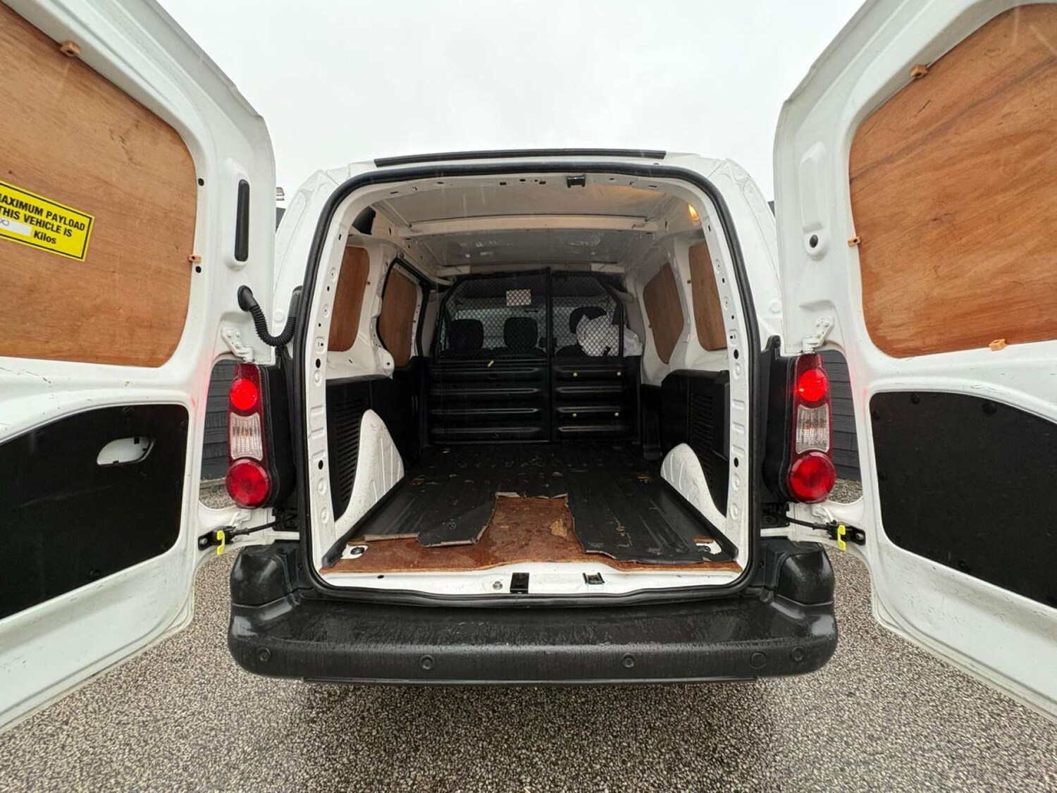 Used Peugeot Partner 2018 for sale - 77781004: Photo 8