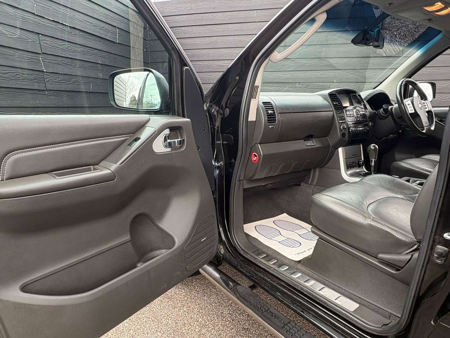 Used Nissan Navara 2015 for sale - 77851760: Photo 13