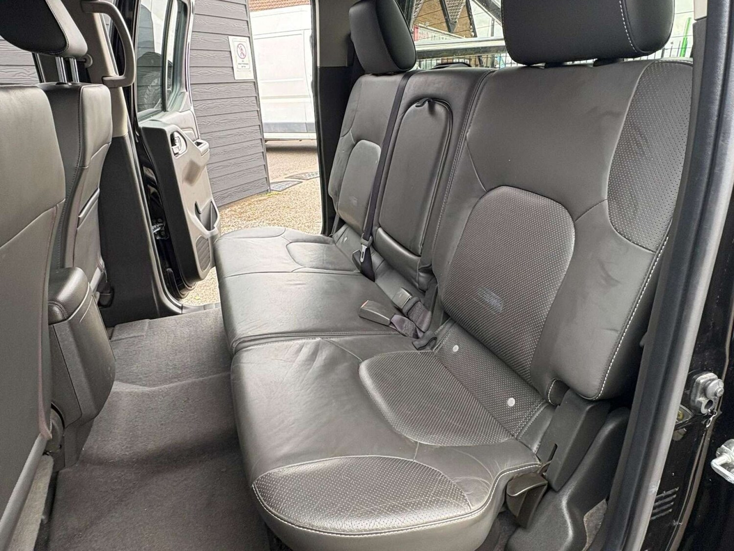 Used Nissan Navara 2015 for sale - 77851760: Photo 15