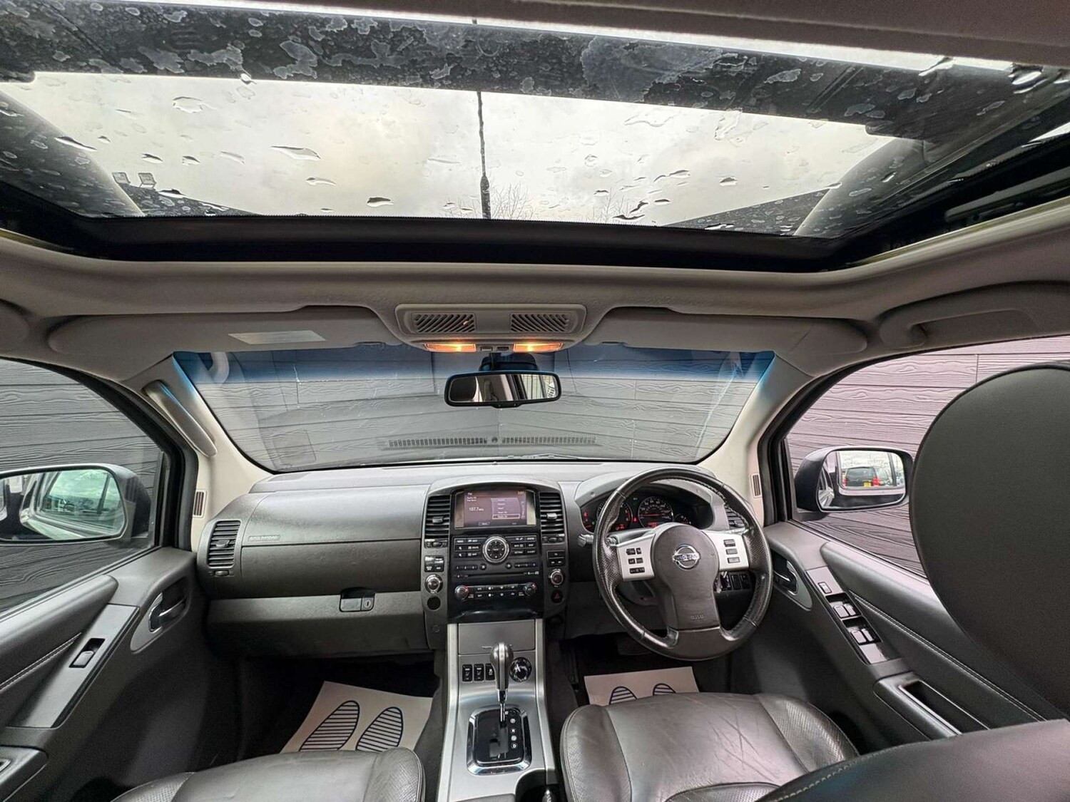 Used Nissan Navara 2015 for sale - 77851760: Photo 8