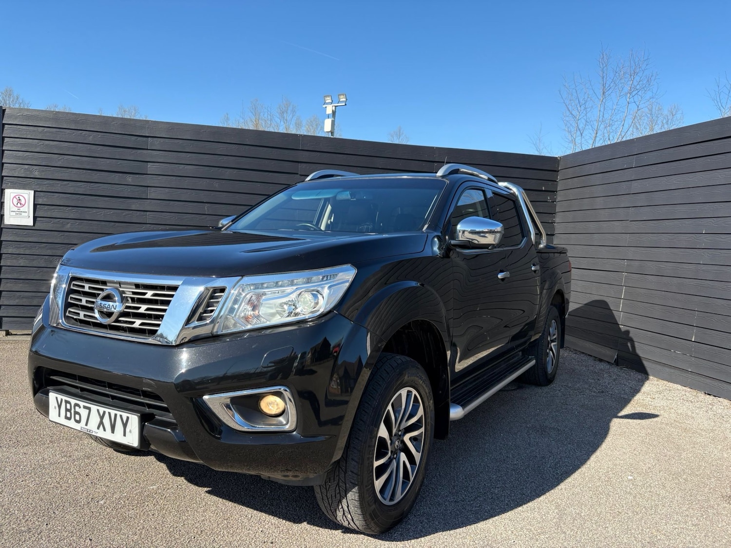 Used Nissan Navara 2017 for sale - 77975587: Photo 1