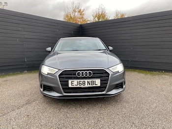 Used Audi A3 2018 for sale - 76543103: Photo