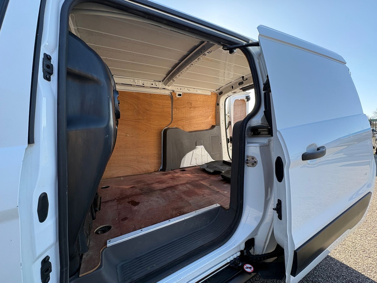 Used Ford Transit Connect 2020 for sale - 77888348: Photo 8