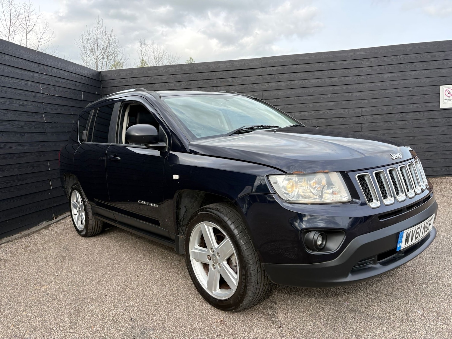 Used Jeep Compass 2011 for sale - 78201431: Photo 3