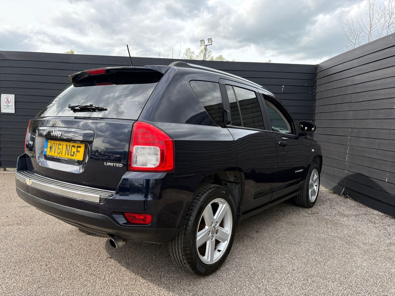 Used Jeep Compass 2011 for sale - 78201431: Photo 6