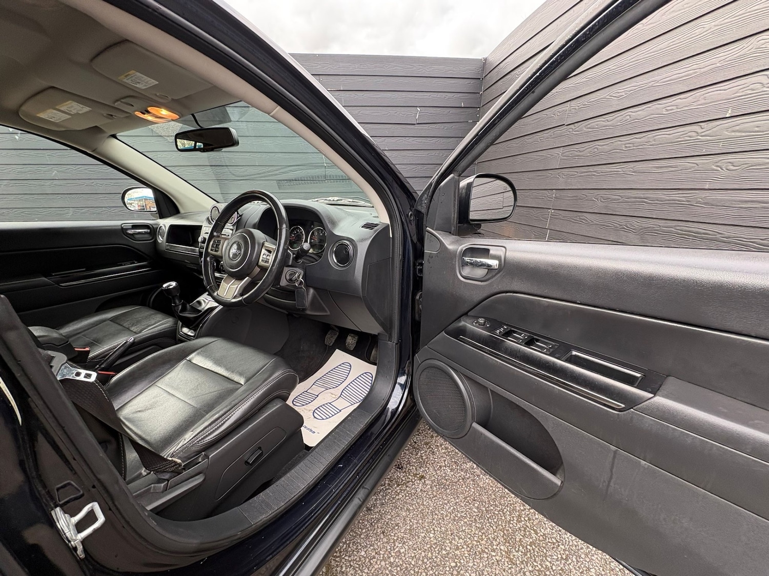 Used Jeep Compass 2011 for sale - 78201431: Photo 7