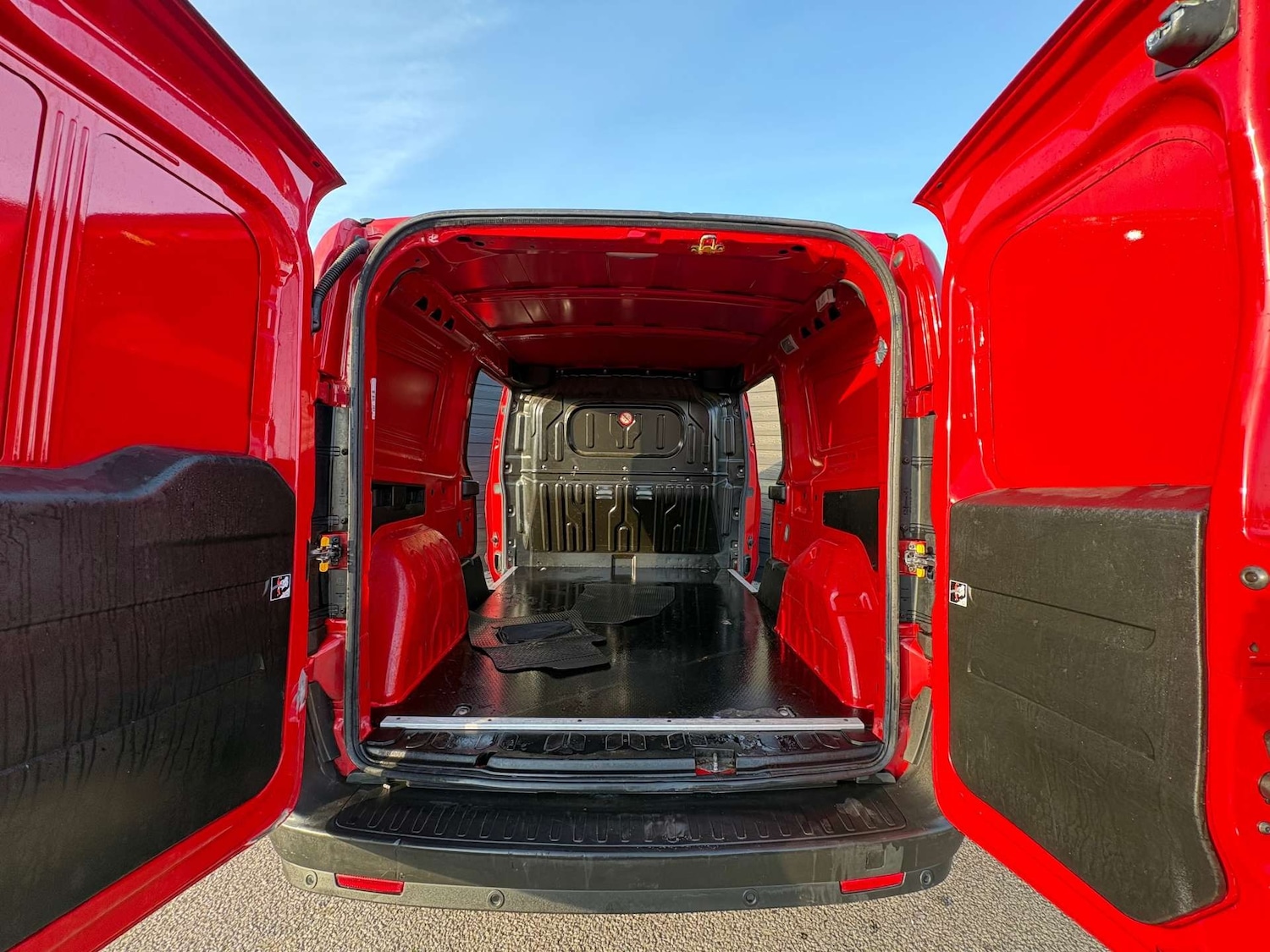 Used Fiat Doblo 2015 for sale - 77851686: Photo 7