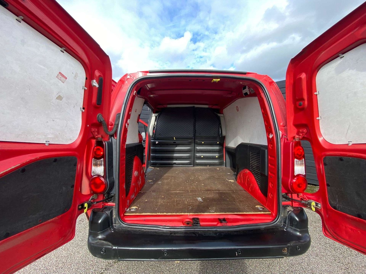 Used Peugeot Partner 2012 for sale - 77701586: Photo 8