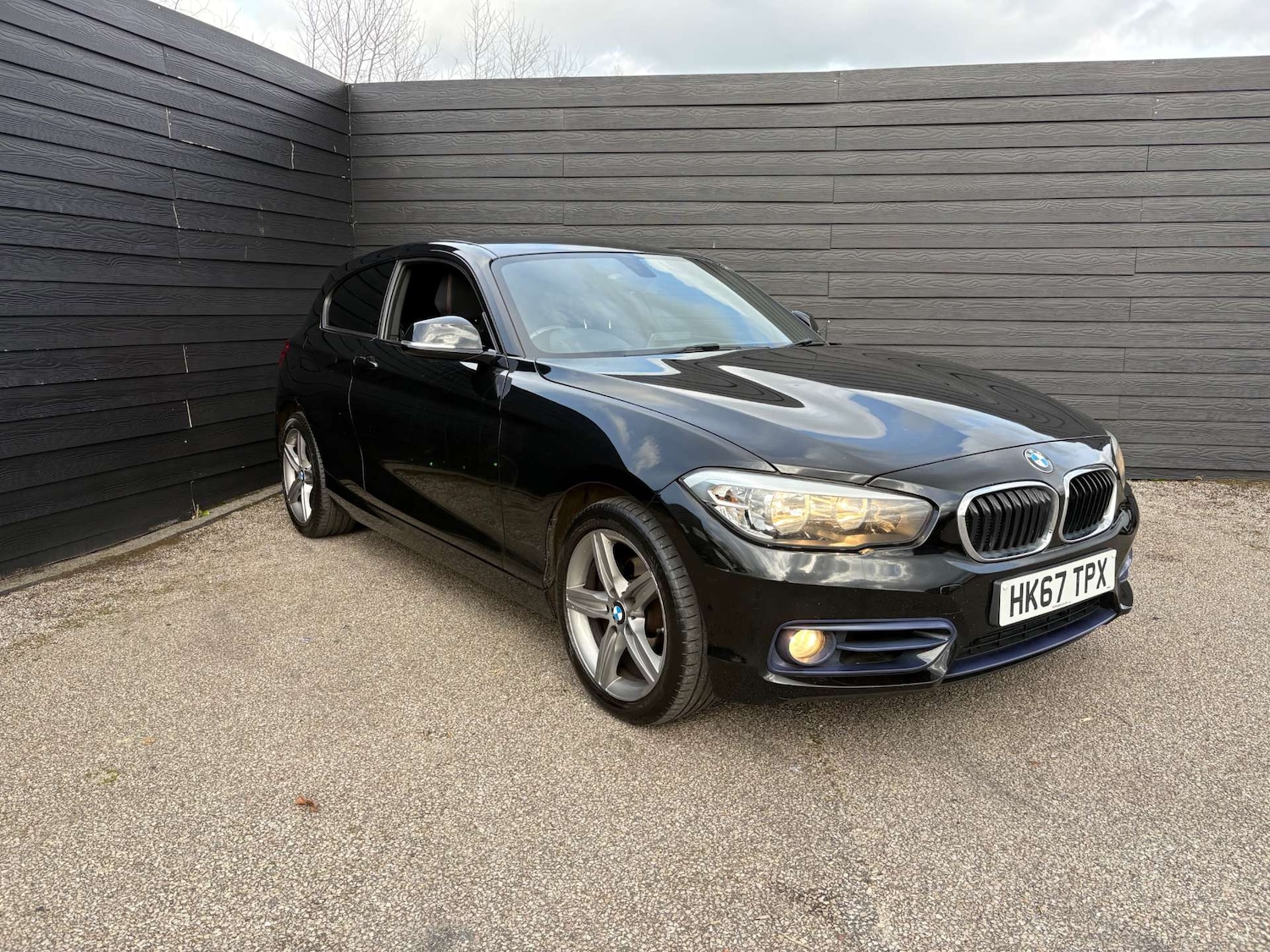 Used BMW 1 Series 2017 for sale - 77821633: Photo 2