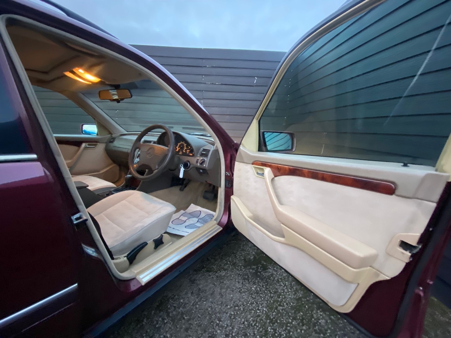 Used Mercedes-Benz C Class 1997 for sale - 76738360: Photo 15