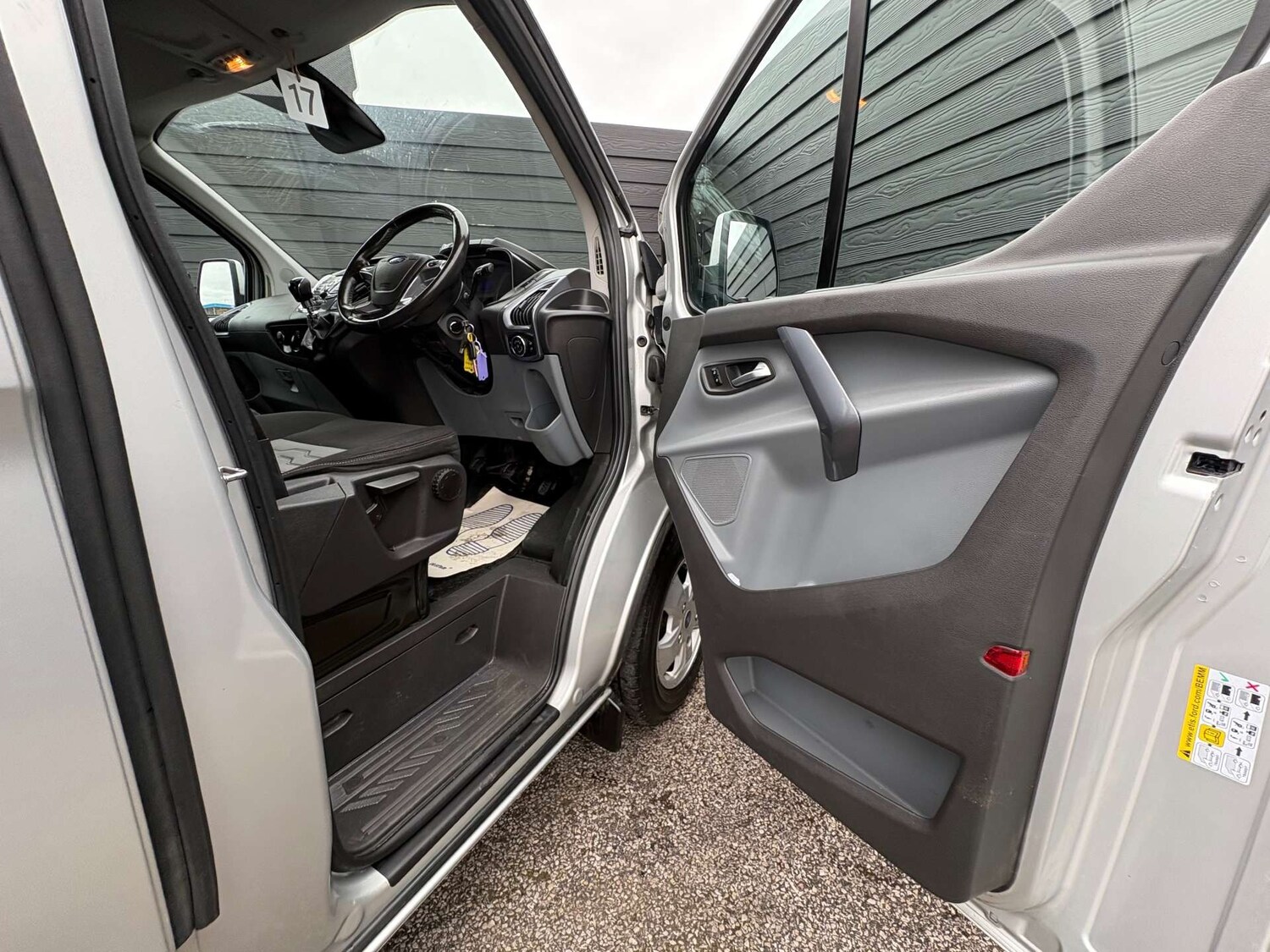 Used Ford Transit Custom 2017 for sale - 77851718: Photo 13