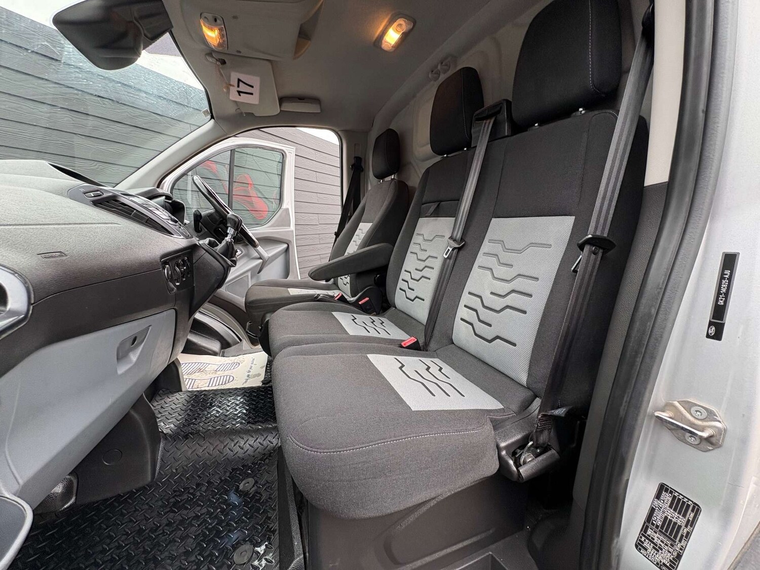 Used Ford Transit Custom 2017 for sale - 77851718: Photo 8