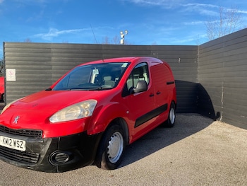 Used Peugeot Partner 2012 for sale - 76905730: Photo