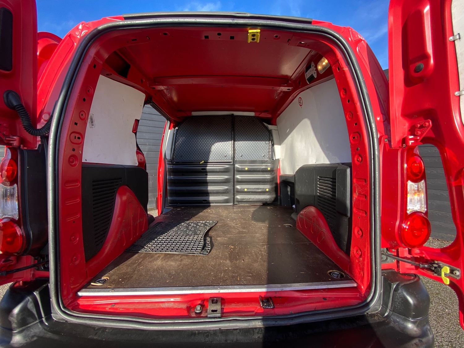 Used Peugeot Partner 2012 for sale - 76905730: Photo 7