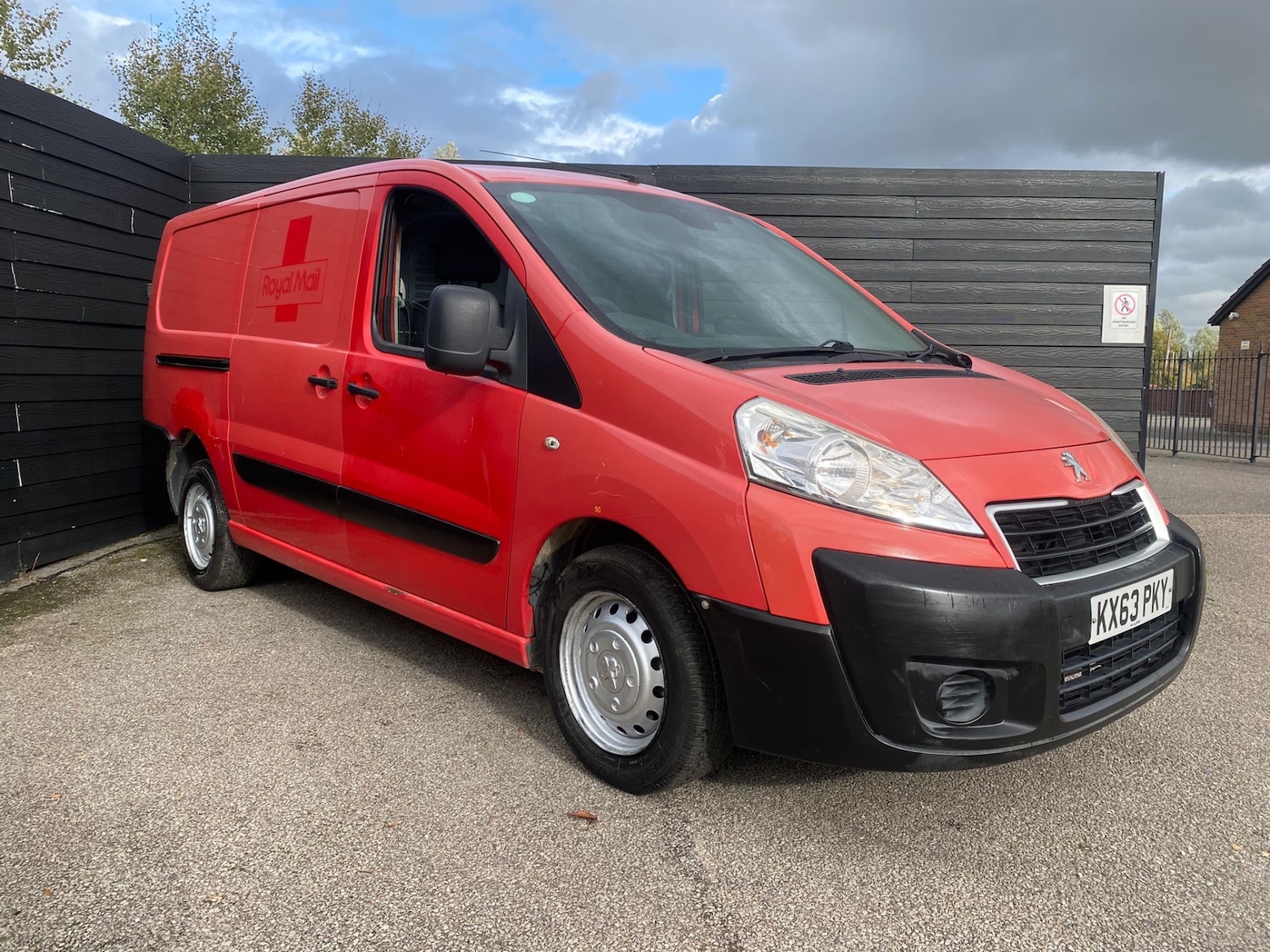 Used Peugeot Expert 2014 for sale - 76332107: Photo 3