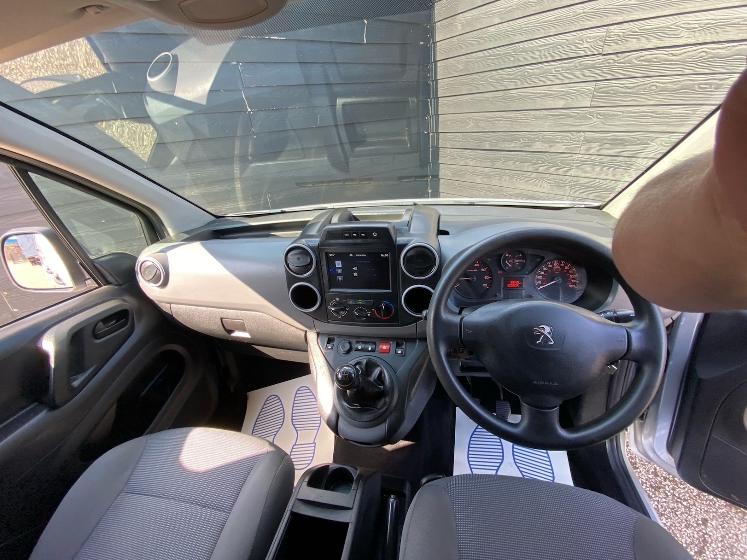 Vehicle 14