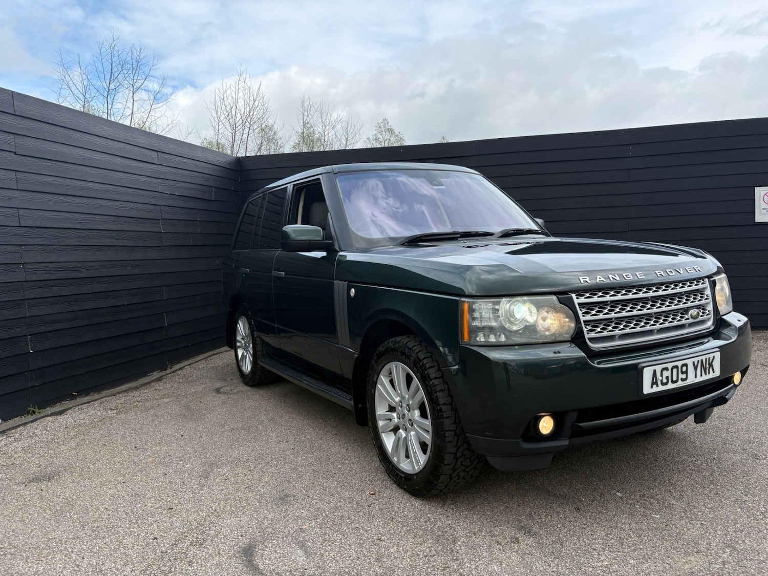 Used Land Rover Range Rover 2009 for sale - 78131887: Photo 2