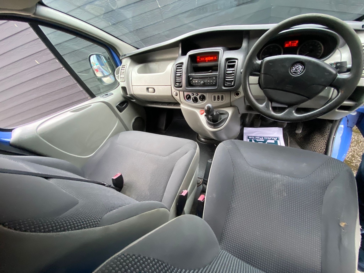 Used Vauxhall Vivaro 2010 for sale - 76352304: Photo 9