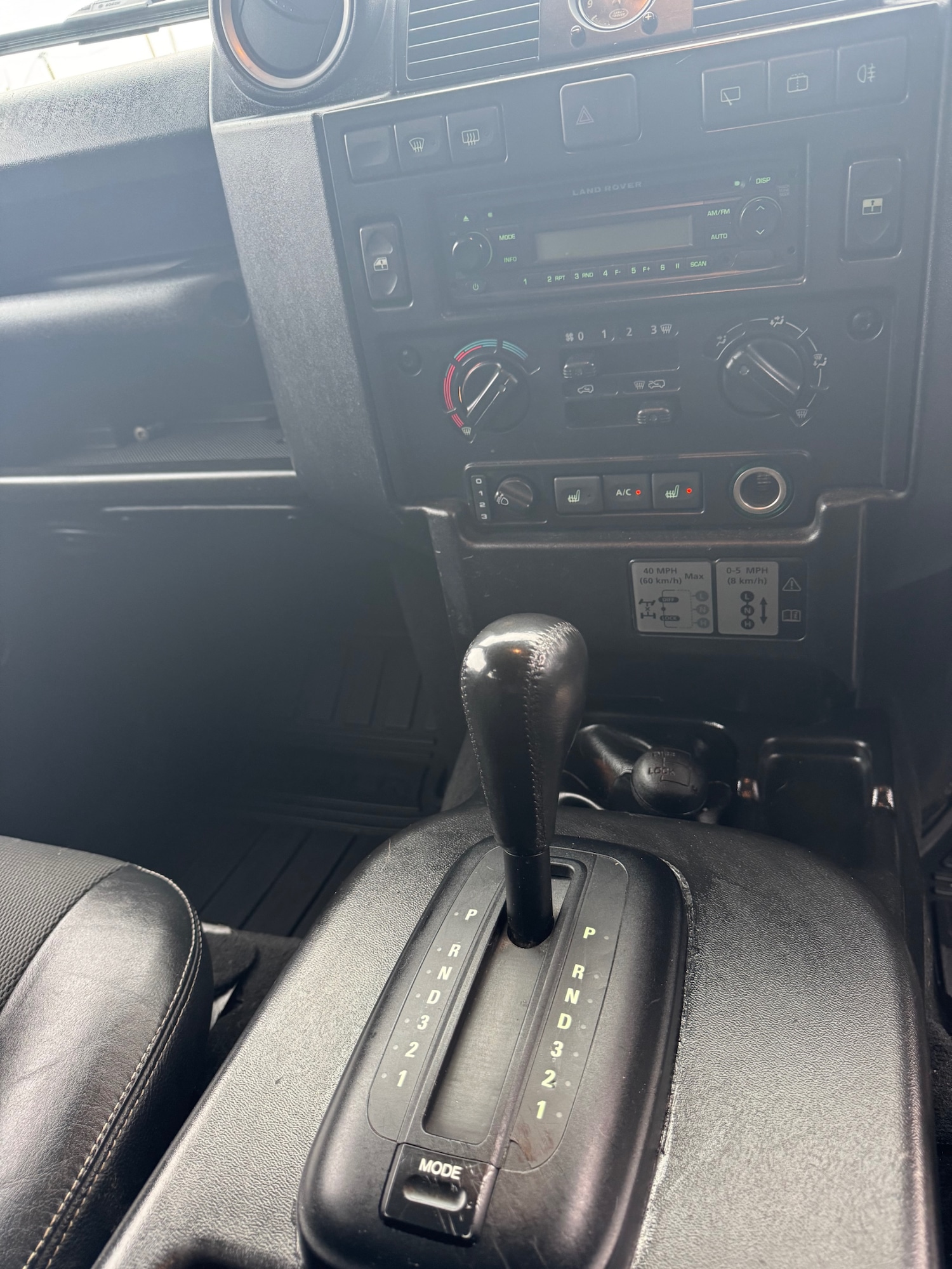 Used Land Rover Defender 2010 for sale - 76505673: Photo 10