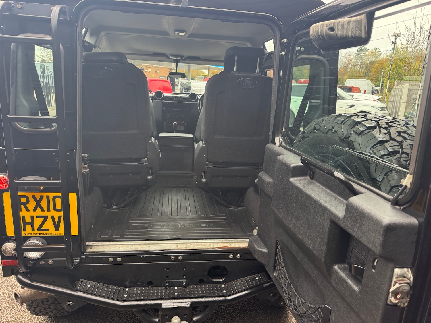 Used Land Rover Defender 2010 for sale - 76505673: Photo 11