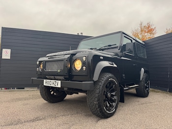 Used Land Rover Defender 2010 for sale - 76505673: Photo