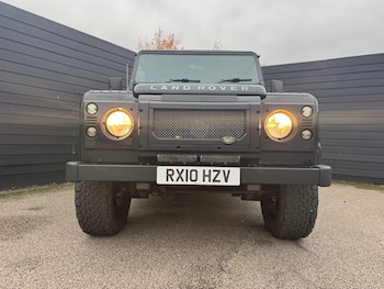 Used Land Rover Defender 2010 for sale - 76505673: Photo