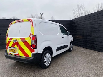 Used Citroen Berlingo 2020 for sale - 77665621: Photo
