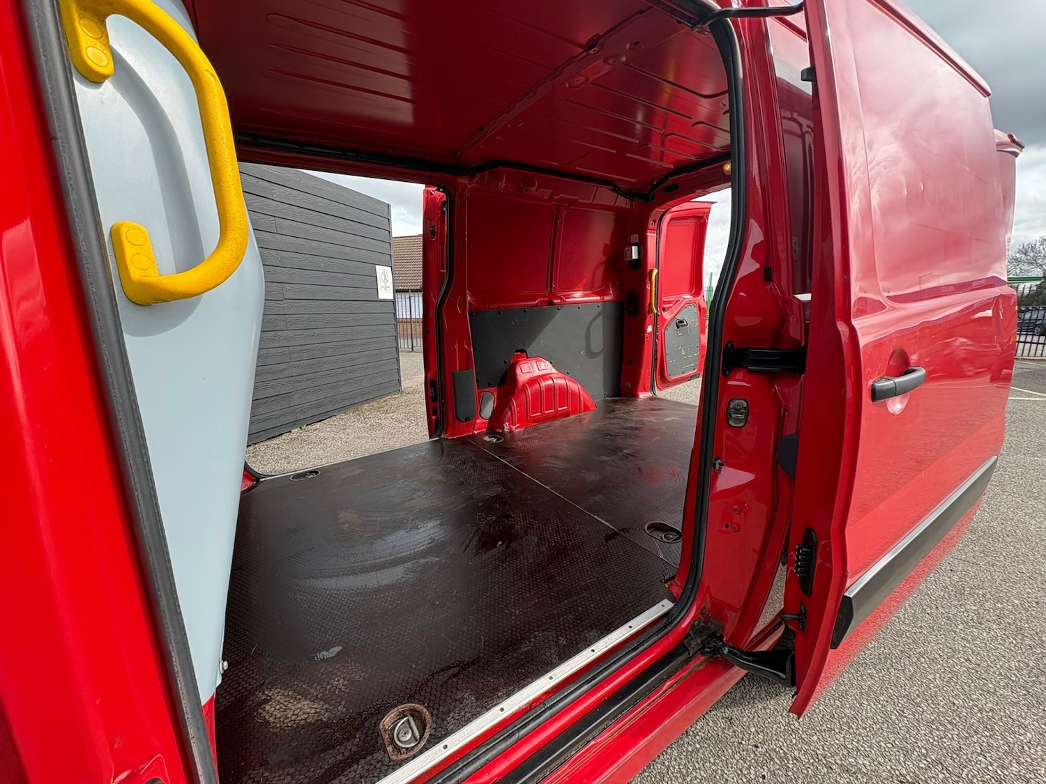 Used Peugeot Expert 2015 for sale - 78161936: Photo 13