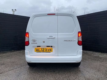 Used Toyota ProAce 2022 for sale - 77665600: Photo