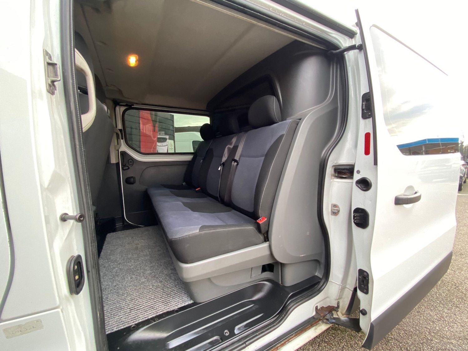 Used Vauxhall Vivaro 2016 for sale - 77247467: Photo 17