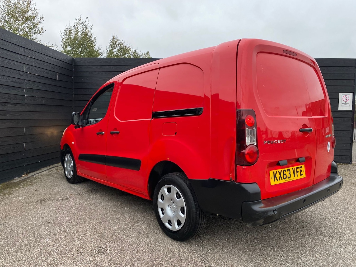 Used Peugeot Partner 2014 for sale - 76287012: Photo 5