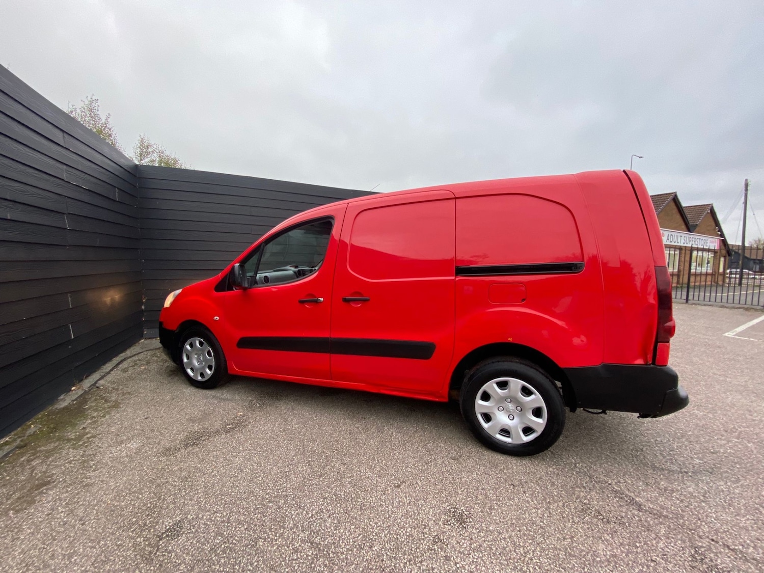 Used Peugeot Partner 2014 for sale - 76287012: Photo 7