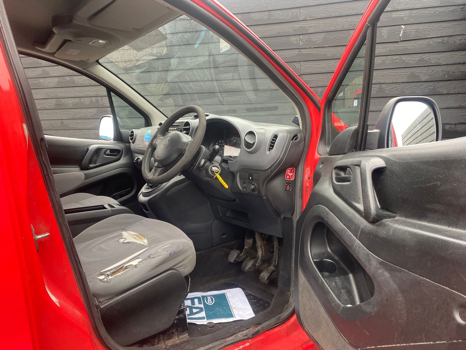 Used Peugeot Partner 2012 for sale - 76158208: Photo 12