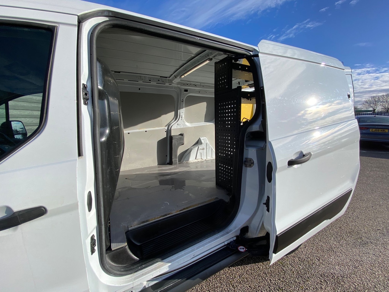 Used Ford Transit Connect 2018 for sale - 77443655: Photo 11