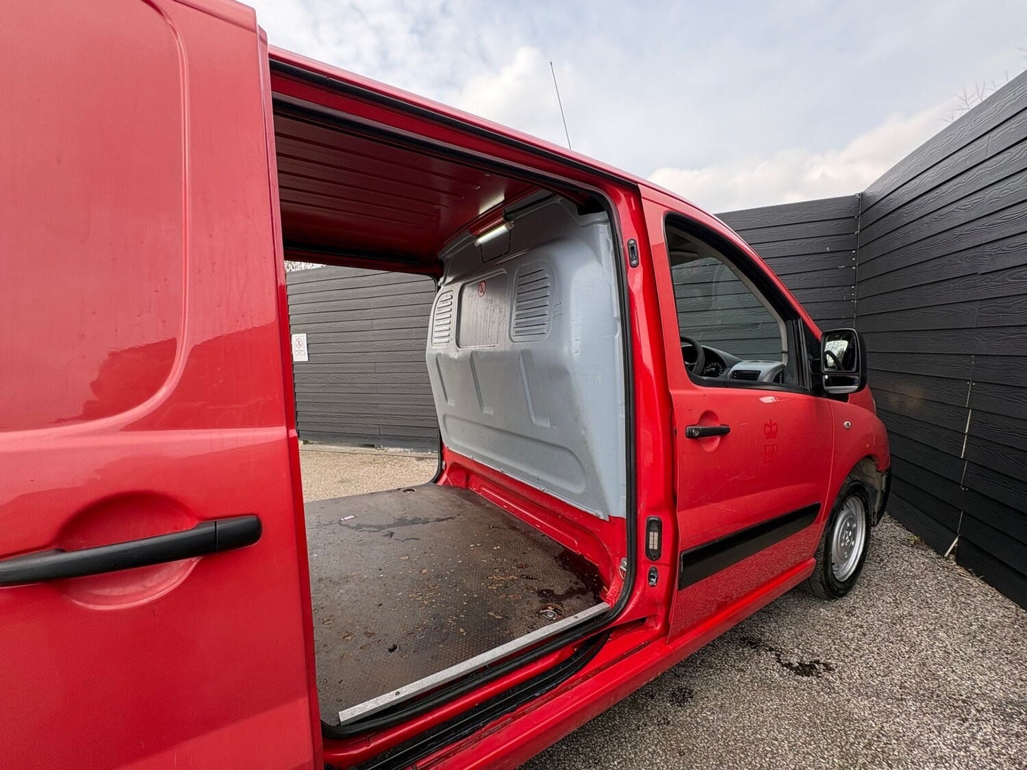 Used Peugeot Expert 2014 for sale - 78094910: Photo 9