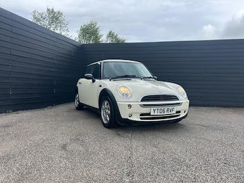 Used MINI Hatch 2006 for sale - 78541800: Photo