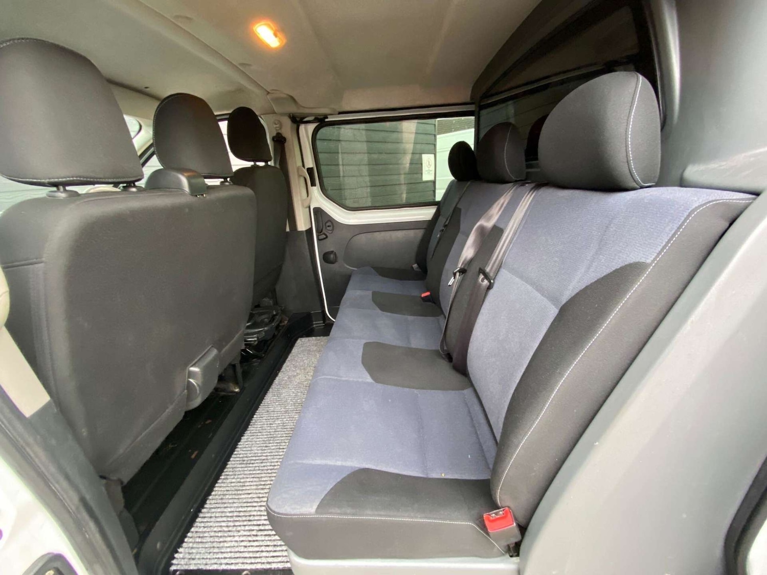 Used Vauxhall Vivaro 2016 for sale - 77701524: Photo 12