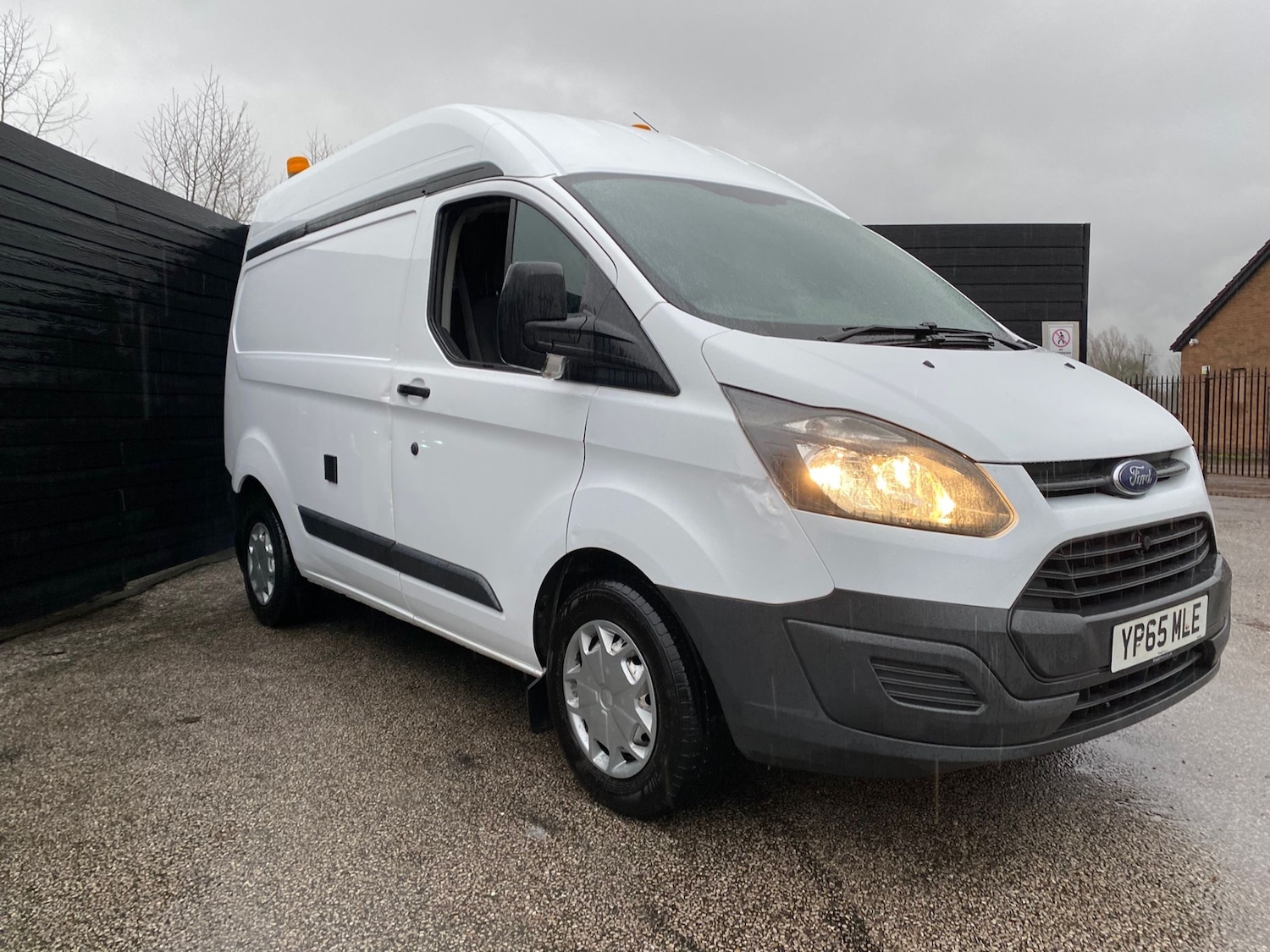 Used Ford Transit Custom 2015 for sale - 77186533: Photo 3