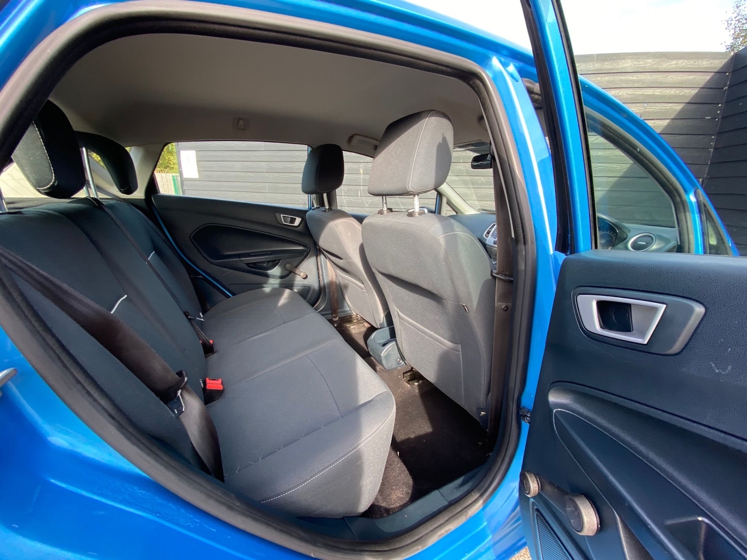 Used Ford Fiesta 2011 for sale - 76045793: Photo 11