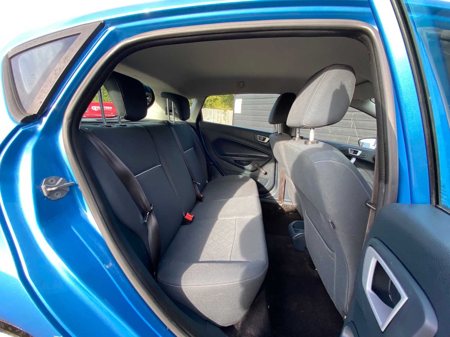 Used Ford Fiesta 2011 for sale - 76045793: Photo 15