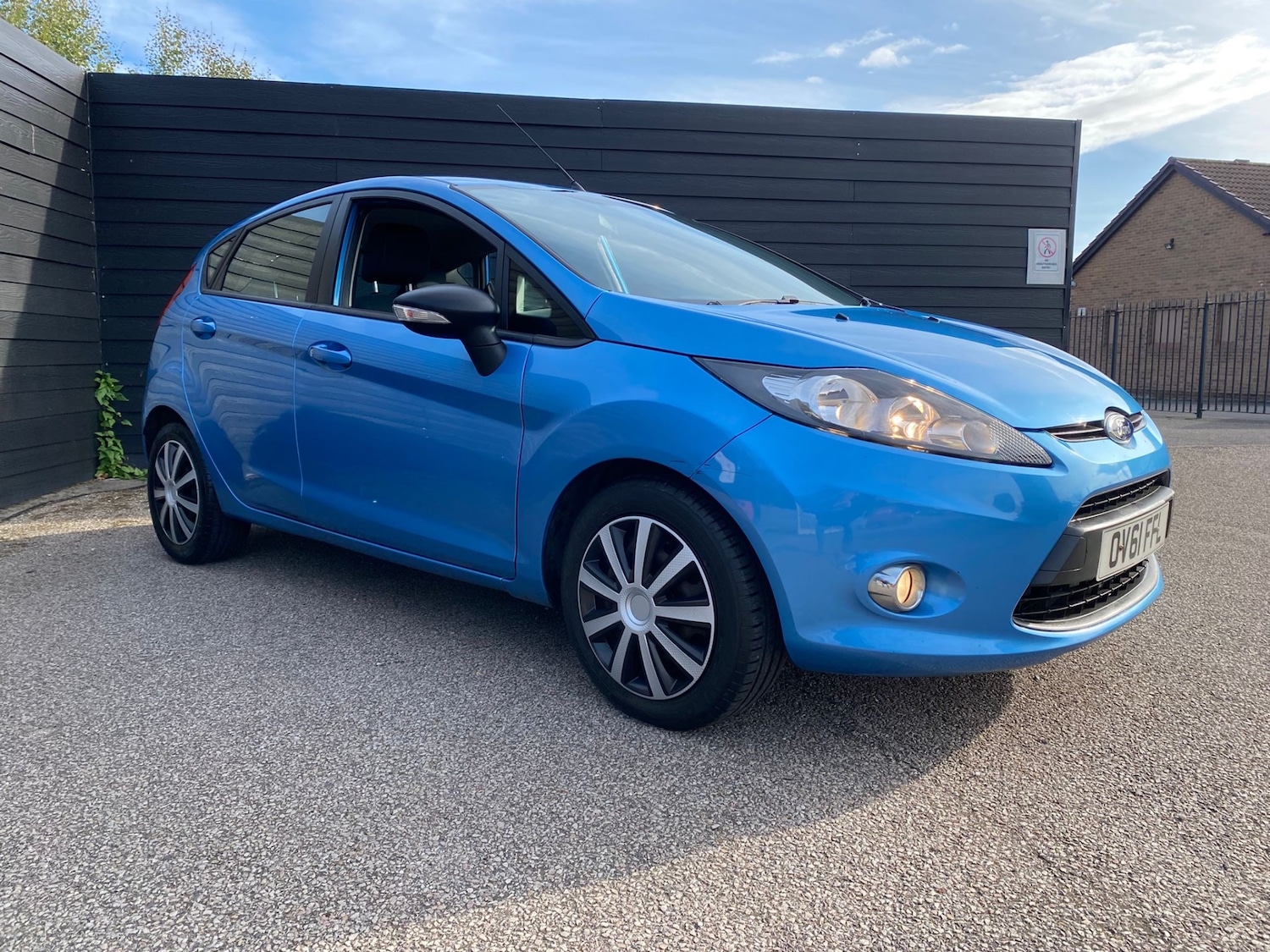 Used Ford Fiesta 2011 for sale - 76045793: Photo 3