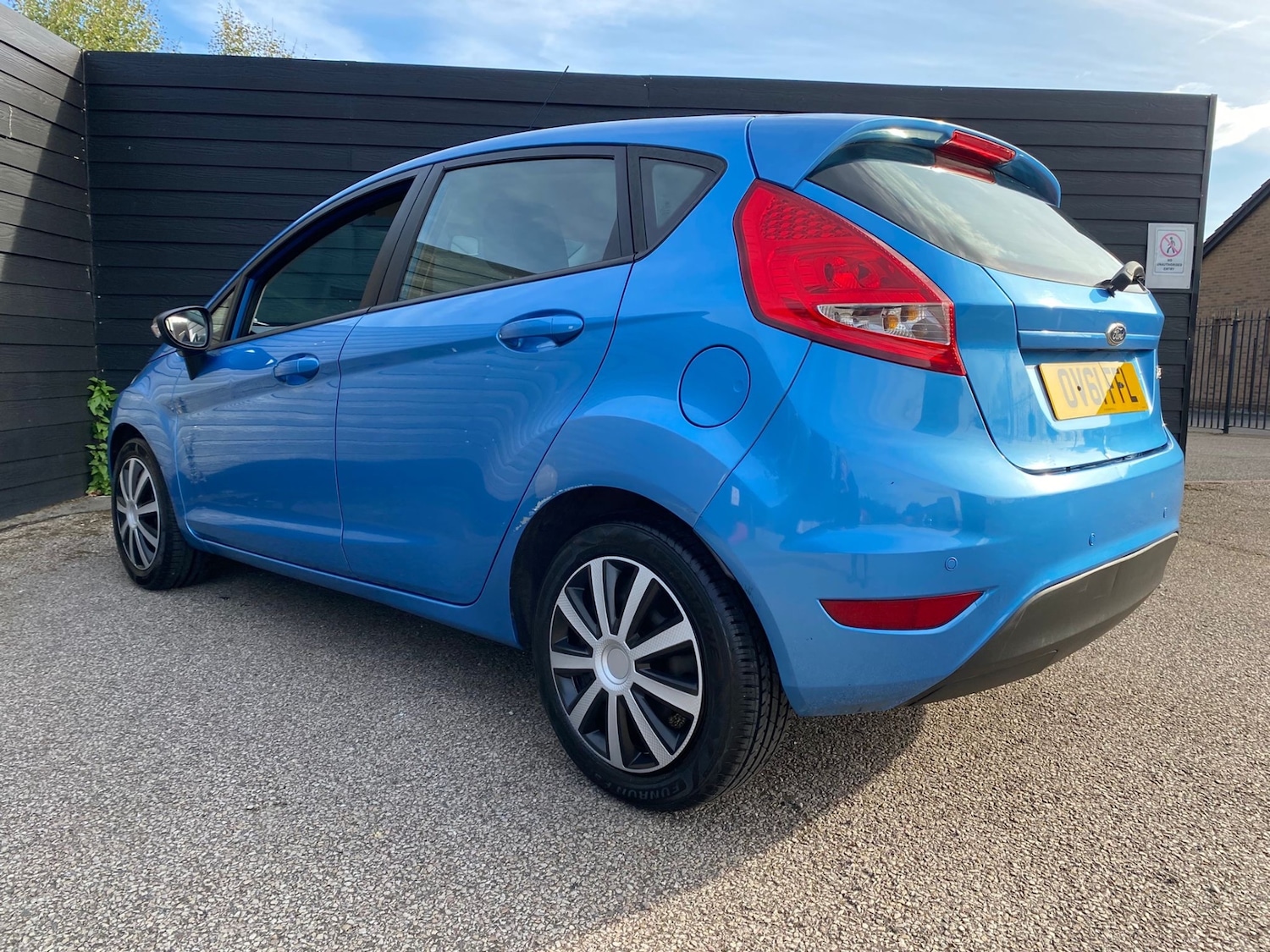 Used Ford Fiesta 2011 for sale - 76045793: Photo 5