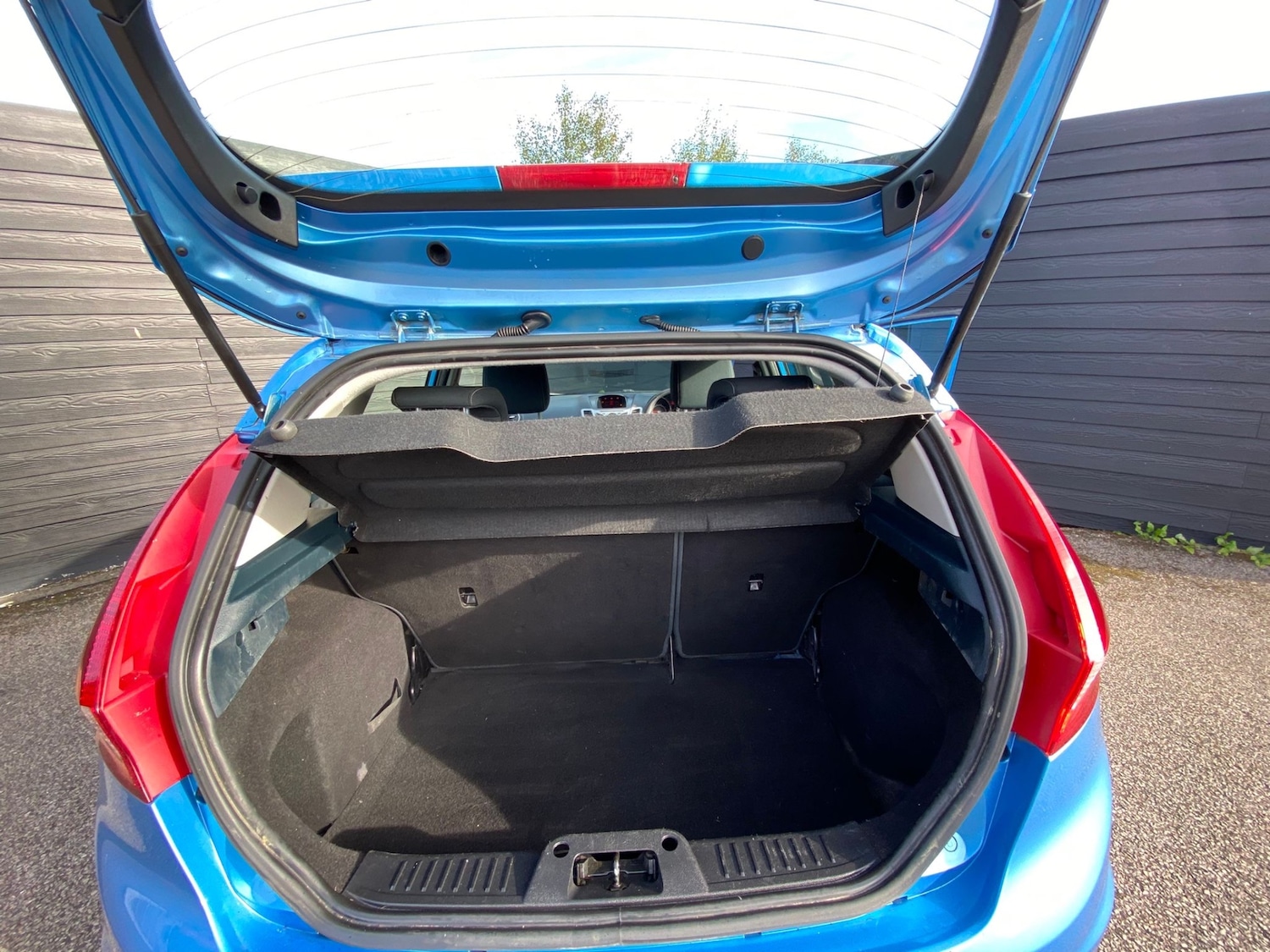 Used Ford Fiesta 2011 for sale - 76045793: Photo 7